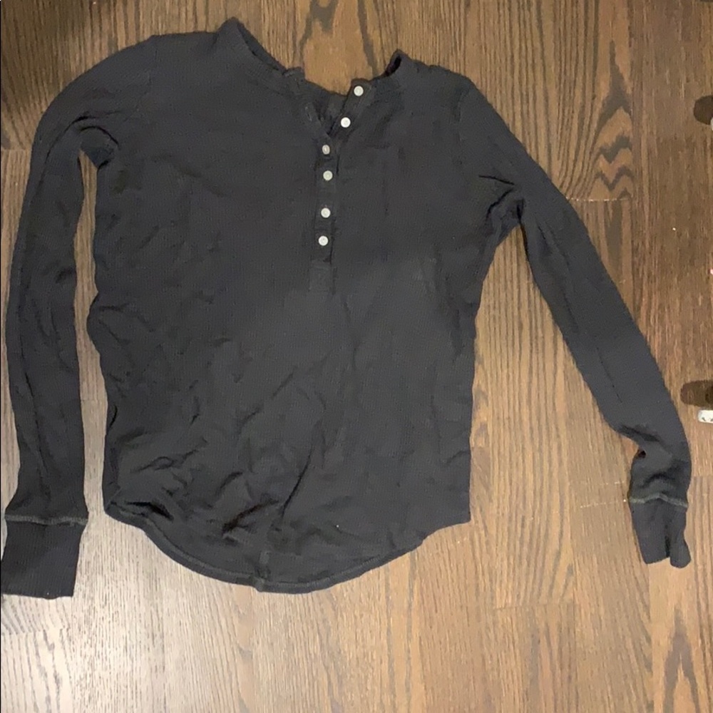 Gray Long-sleeved Shirt